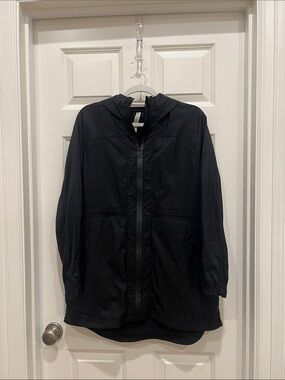 lululemon Black Hooded Windbreaker Jacket